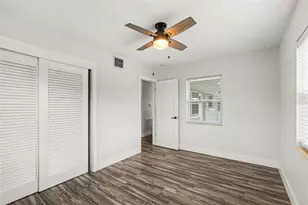 2009 Tarpon Rd, Palmetto, FL 34221 - Photo 16