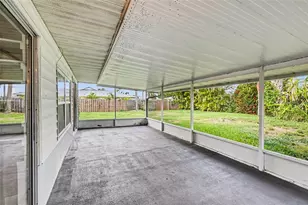 2009 Tarpon Rd, Palmetto, FL 34221 - Photo 24