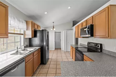1935 Westpointe Circle, Orlando, FL 32835 - Photo 8