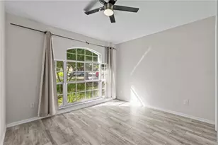 1935 Westpointe Cir, Orlando, FL 32835 - Photo 20