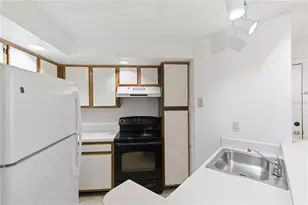 4572 Commander Dr, Orlando, FL 32822 - Photo 4