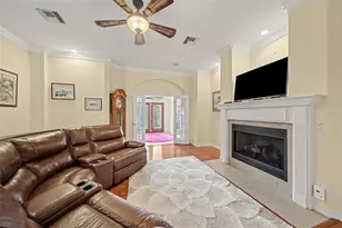 5384 Aurora Dr, Leesburg, FL 34748 - Photo 4