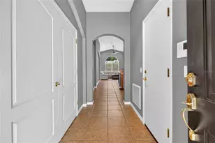 4618 Conroy Club Dr, Orlando, FL 32835 - Photo 2