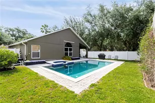 4618 Conroy Club Dr, Orlando, FL 32835 - Photo 2