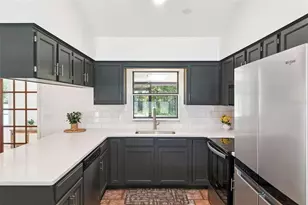 125 Donna Cir, Sanford, FL 32773 - Photo 8