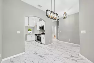 36 Fisher Ln Crse, Ocklawaha, FL 32179 - Photo 4