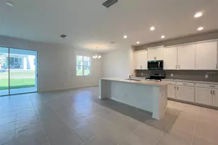 7052 Rolling Leaf Rd, Groveland, FL 34736 - Photo 4