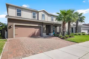 17096 Goldcrest Loop, Clermont, FL 34714 - Photo 2