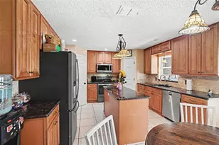 614 N Firwood Dr, Deltona, FL 32725 - Photo 8