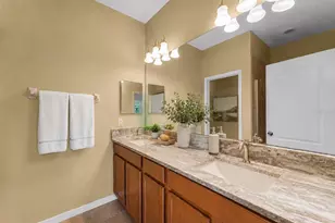 9143 Savannah Ainsley Ln, Orlando, FL 32832 - Photo 8