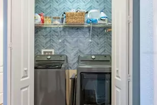 8061 Prestbury Dr, Orlando, FL 32832 - Photo 14