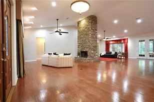 15717 E Oakland Ave, Winter Garden, FL 34787 - Photo 4