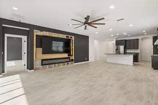 1151 Lakeside Estates Dr, Apopka, FL 32703 - Photo 6