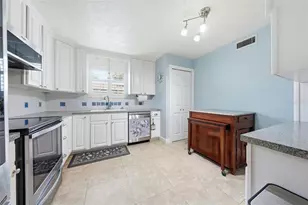 4214 Lake Underhill Rd, Orlando, FL 32803 - Photo 6