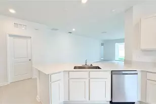5157 Green Belt Dr, Haines City, FL 33844 - Photo 8