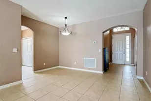 209 Sunset View Dr, Davenport, FL 33837 - Photo 4