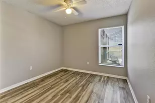 2802 Playing Otter Ct, Kissimmee, FL 34747 - Photo 20