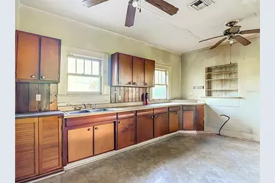 102 E Jean Street, Tampa, FL 33604 - Photo 10