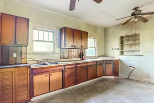 102 E Jean St, Tampa, FL 33604 - Photo 10