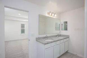8099 SW 9th Ln, Gainesville, FL 32608 - Photo 14