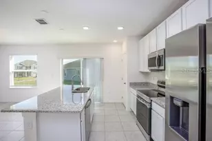 8099 SW 9th Ln, Gainesville, FL 32608 - Photo 4
