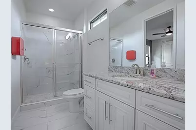 7661 Toscana Boulevard, Orlando, FL 32819 - Photo 24