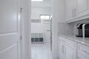 7661 Toscana Blvd, Orlando, FL 32819 - Photo 8