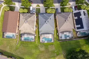 2717 Fiesta Key Dr, Kissimmee, FL 34747 - Photo 4
