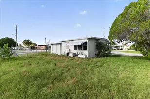 6639 Tower Dr, Hudson, FL 34667 - Photo 22