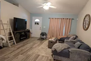 1331 15th St, Orange City, FL 32763 - Photo 6