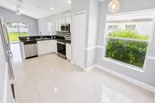 1926 Darlin Cir, Orlando, FL 32820 - Photo 6