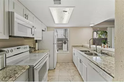2021 Ludlow Lane #3404, Orlando, FL 32839 - Photo 4