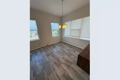 343 8th Street N, Saint Petersburg, FL 33701 - Photo 8