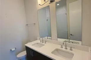 343 8th St N, Saint Petersburg, FL 33701 - Photo 22