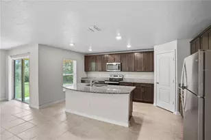 127 Tulip Ln, Kissimmee, FL 34759 - Photo 10