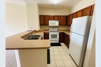 8124 Claire Ann Drive #305, Orlando, FL 32825 - Photo 2