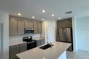 529 Bell Prairie Cir, Lake Wales, FL 33859 - Photo 6