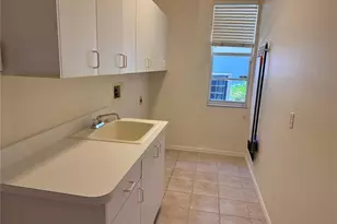 1230 Berkshire Ln, Tarpon Springs, FL 34688 - Photo 32