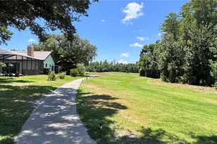 1230 Berkshire Ln, Tarpon Springs, FL 34688 - Photo 40