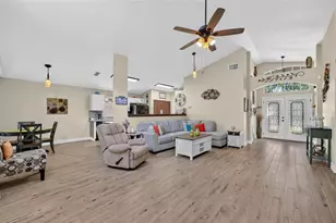 160 Easton Cir, Oviedo, FL 32765 - Photo 6
