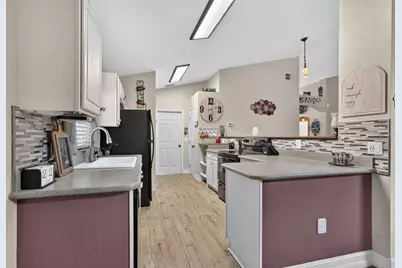 160 Easton Circle, Oviedo, FL 32765 - Photo 10