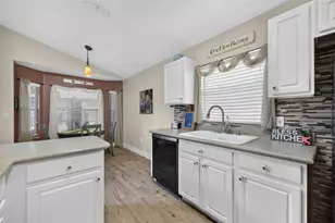 160 Easton Cir, Oviedo, FL 32765 - Photo 12
