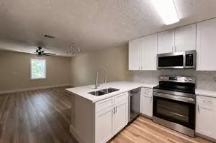 12718 Somerset Oaks St, Orlando, FL 32828 - Photo 2