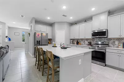3919 Knotty Pine Street, Saint Cloud, FL 34772 - Photo 4