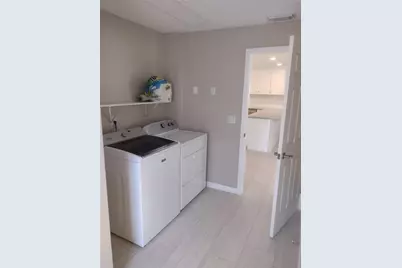 830 E 18th Avenue, New Smyrna Beach, FL 32169 - Photo 2