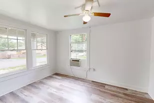 738 Wood St, Deland, FL 32724 - Photo 4