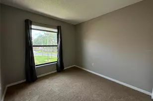 1643 Sandy Point Square, Orlando, FL 32807 - Photo 16