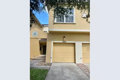2795 Oakwater Dr, Kissimmee, FL 34747 - Photo 2