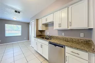8426 Village Green Rd, Orlando, FL 32818 - Photo 22