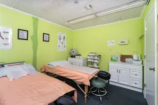 6005 Silver Star Rd, Orlando, FL 32808 - Photo 16